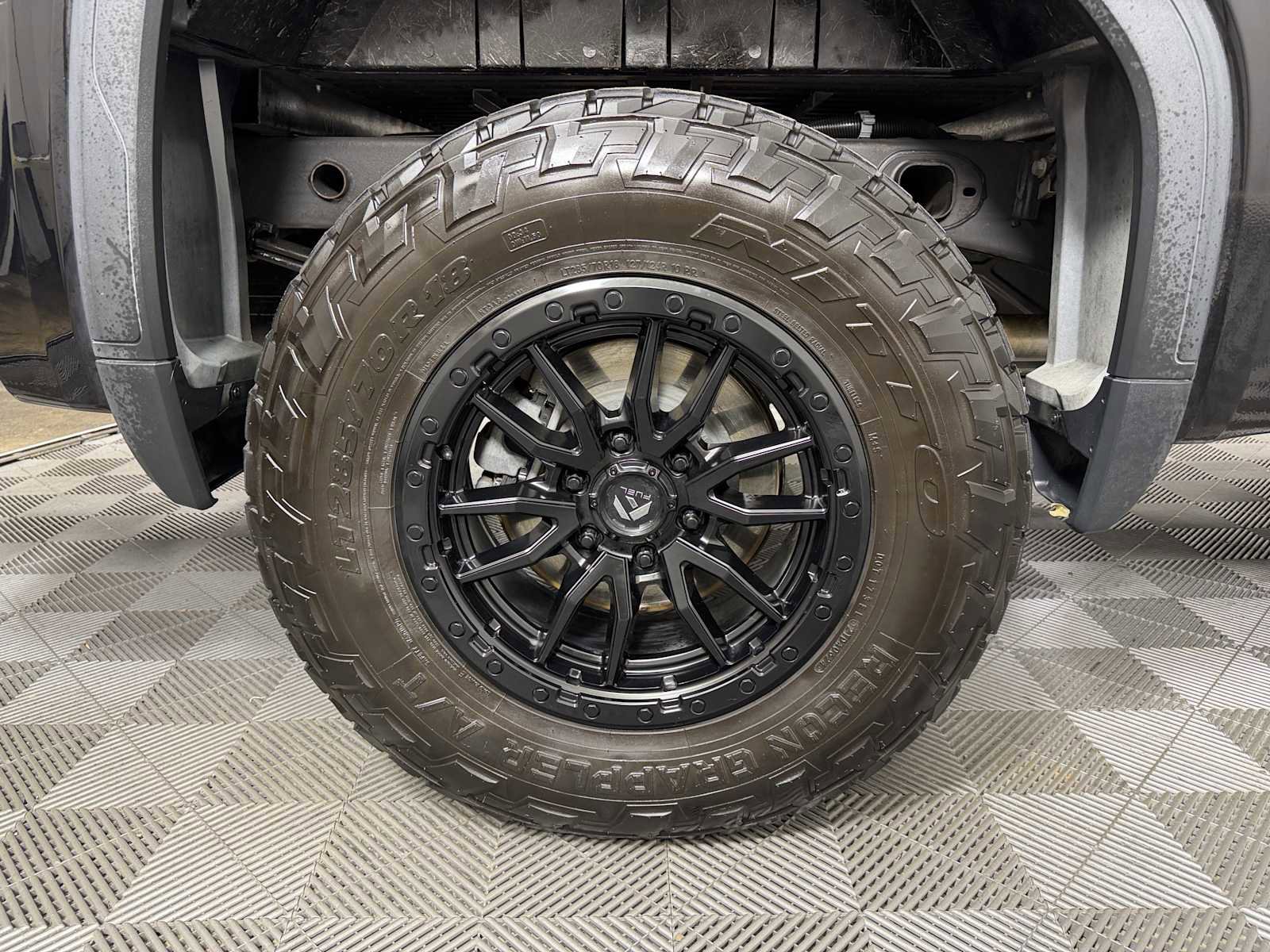 Used 2021 GMC Sierra 1500 AT4 w/ AT4 Premium Package AWD/4WD image 8