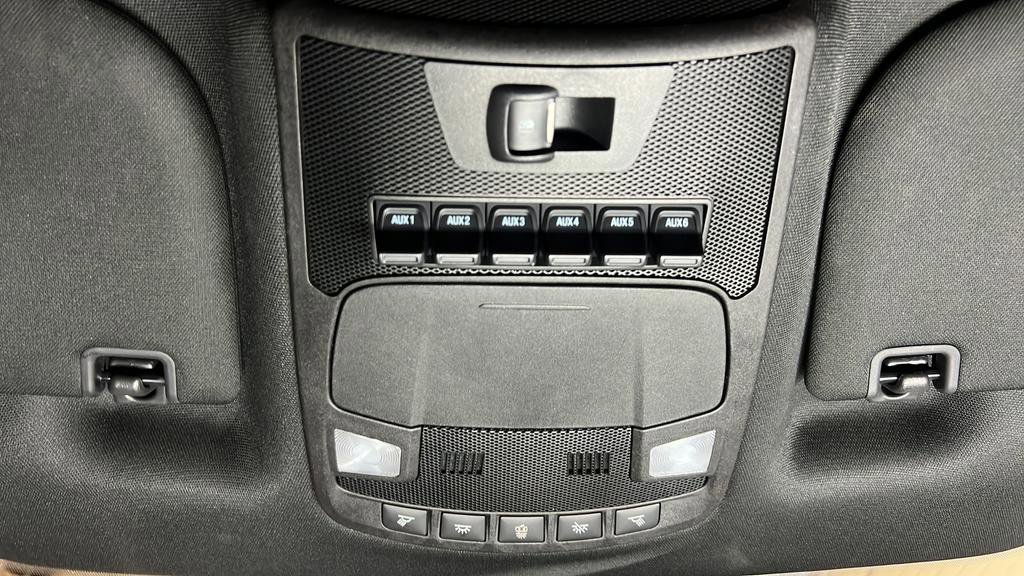 Used 2017 Ford F150 Raptor w/ Equipment Group 801A Mid image 18