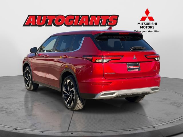 Used 2024 Mitsubishi Outlander SE image 4