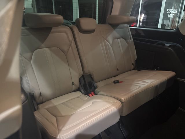 Used 2023 Ford Expedition Limited image 35