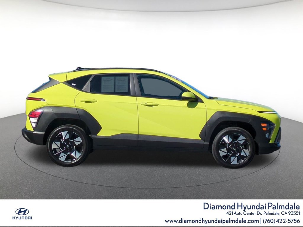 Certified 2024 Hyundai Kona SEL AWD/4WD image 8