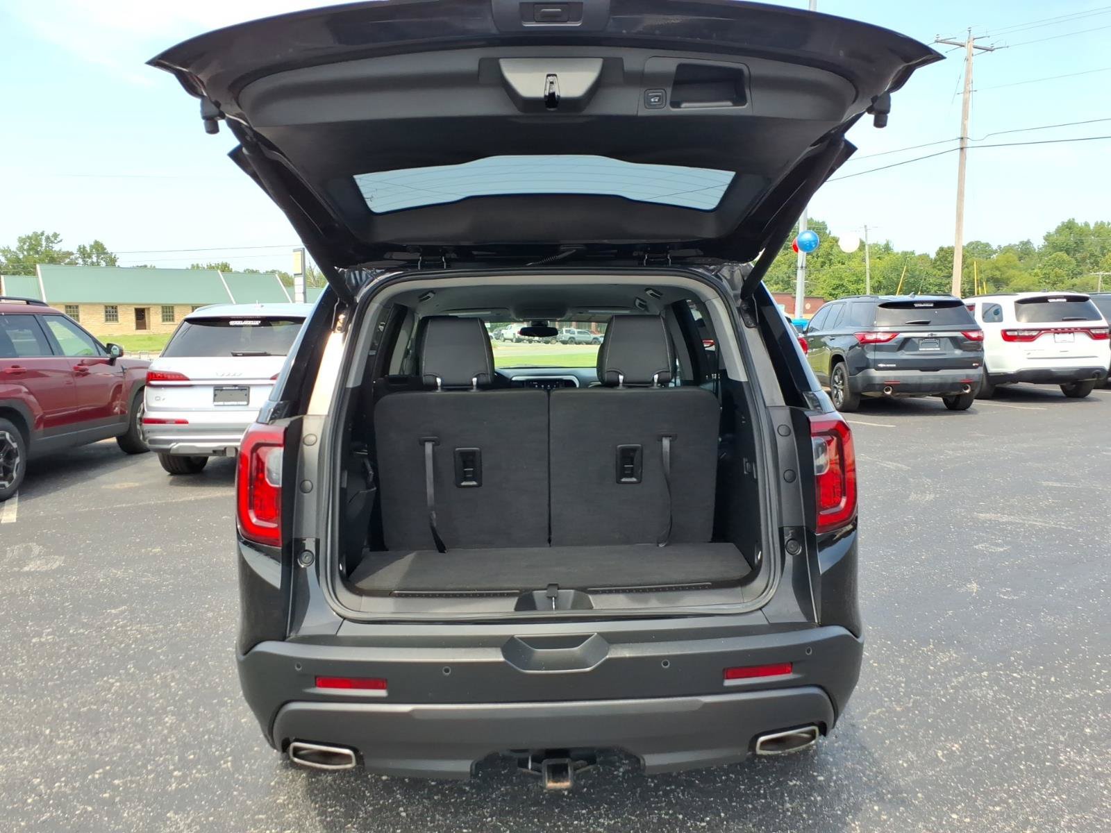 Used 2021 GMC Acadia SLT w/ Elevation Edition FWD image 5