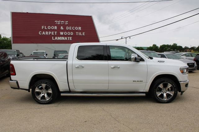 Used 2019 RAM 1500 Laramie AWD/4WD image 2