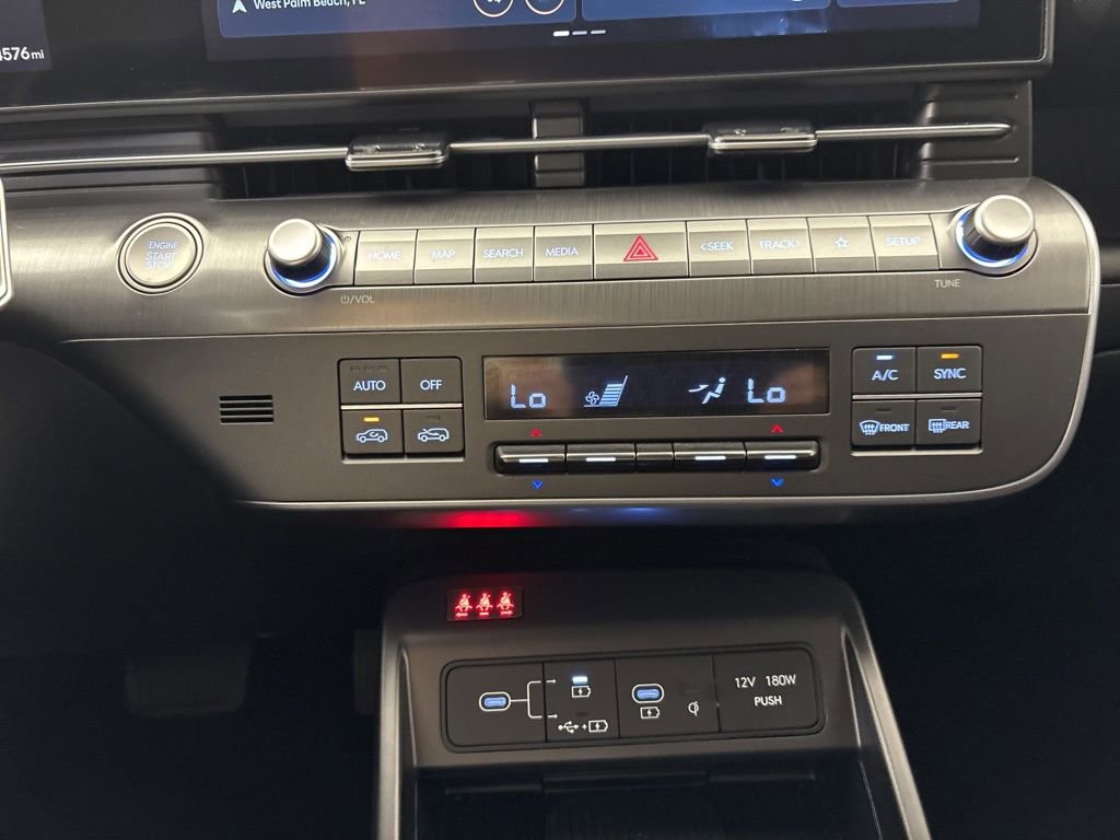 Certified 2025 Hyundai Kona SEL image 27