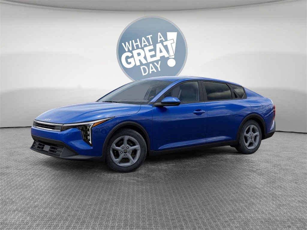 New 2025 Kia K4 LXS image 3