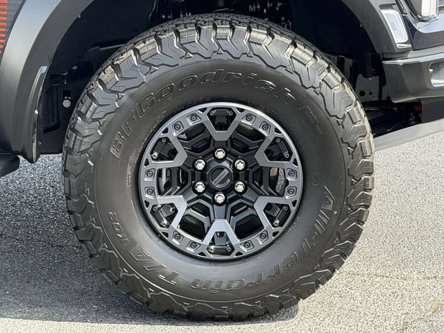 Used 2025 Ford F150 Raptor w/ Equipment Group 803A Raptor R AWD/4WD image 5