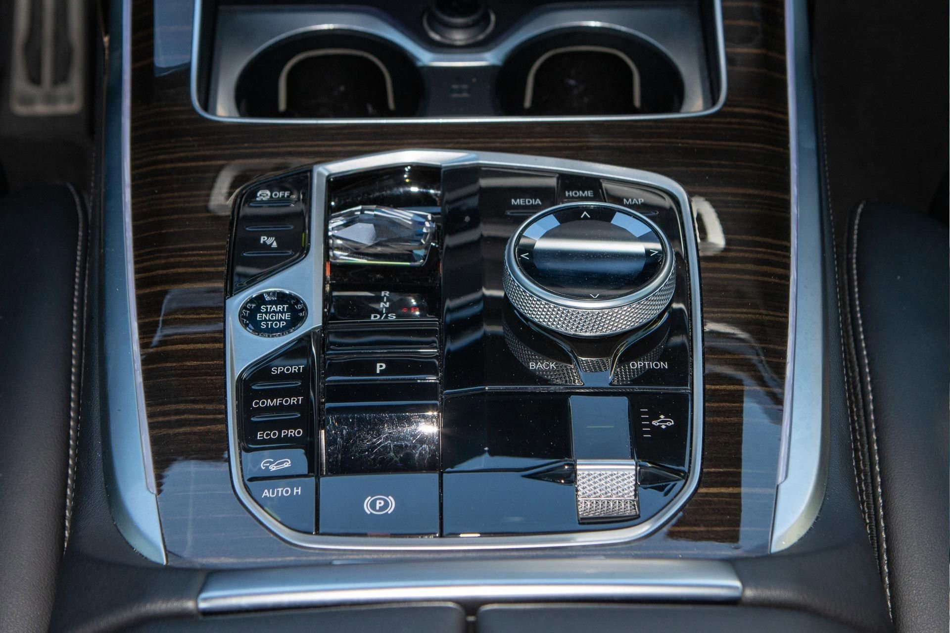 Used 2024 BMW X7 xDrive40i w/ Executive Package image 28