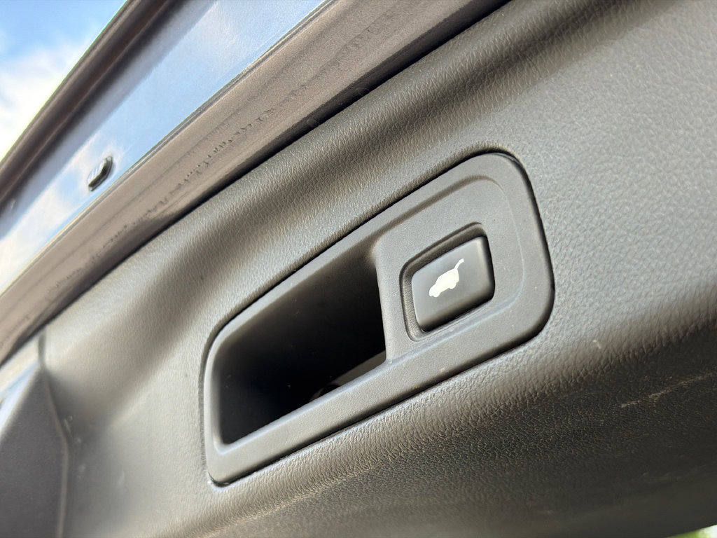 Used 2017 Honda Pilot EX-L image 9