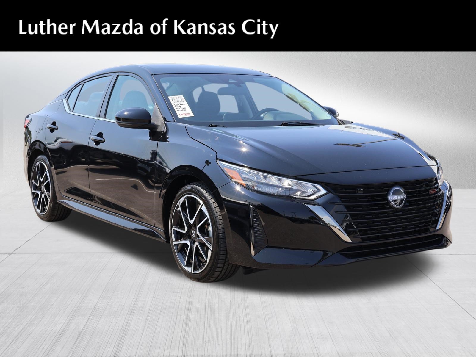 Used 2024 Nissan Sentra SR FWD image 1
