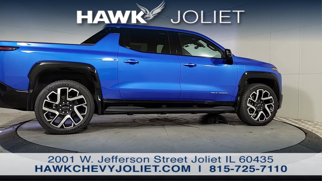 New 2025 Chevrolet Silverado EV RST AWD/4WD image 8