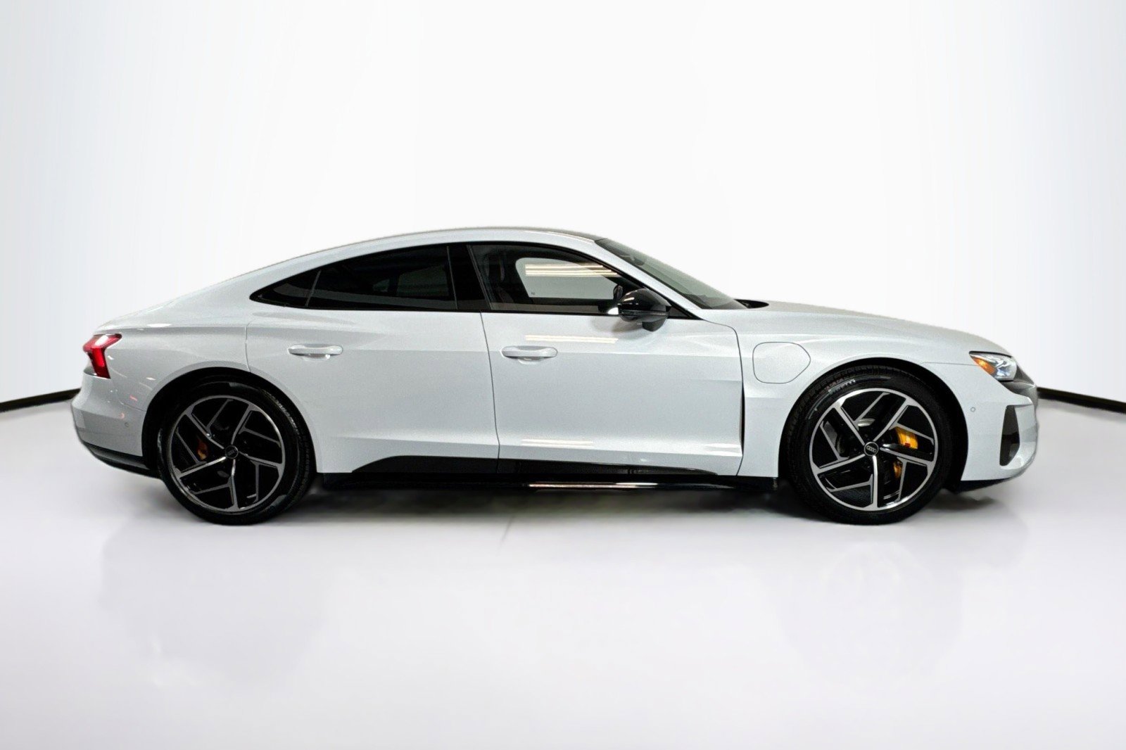 Used 2024 Audi RS e-tron GT w/ Carbon Performance Package image 4