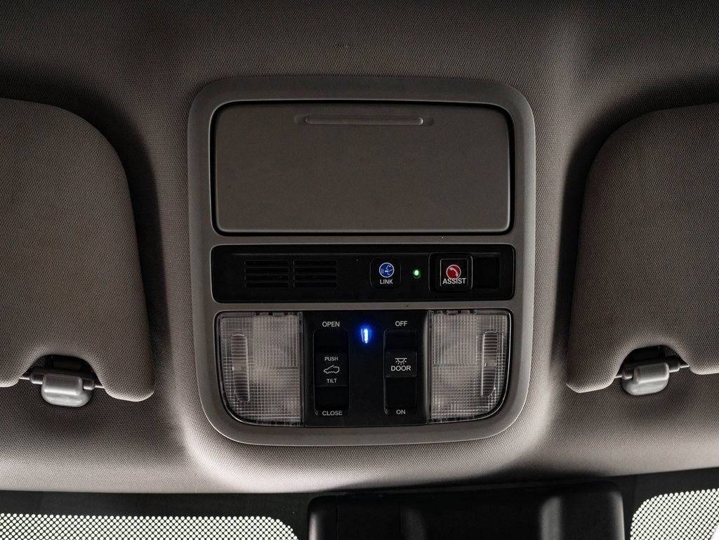 Used 2018 Honda Odyssey Elite image 40