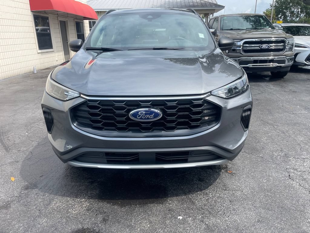 Used 2026 Ford Escape ST-Line FWD image 9