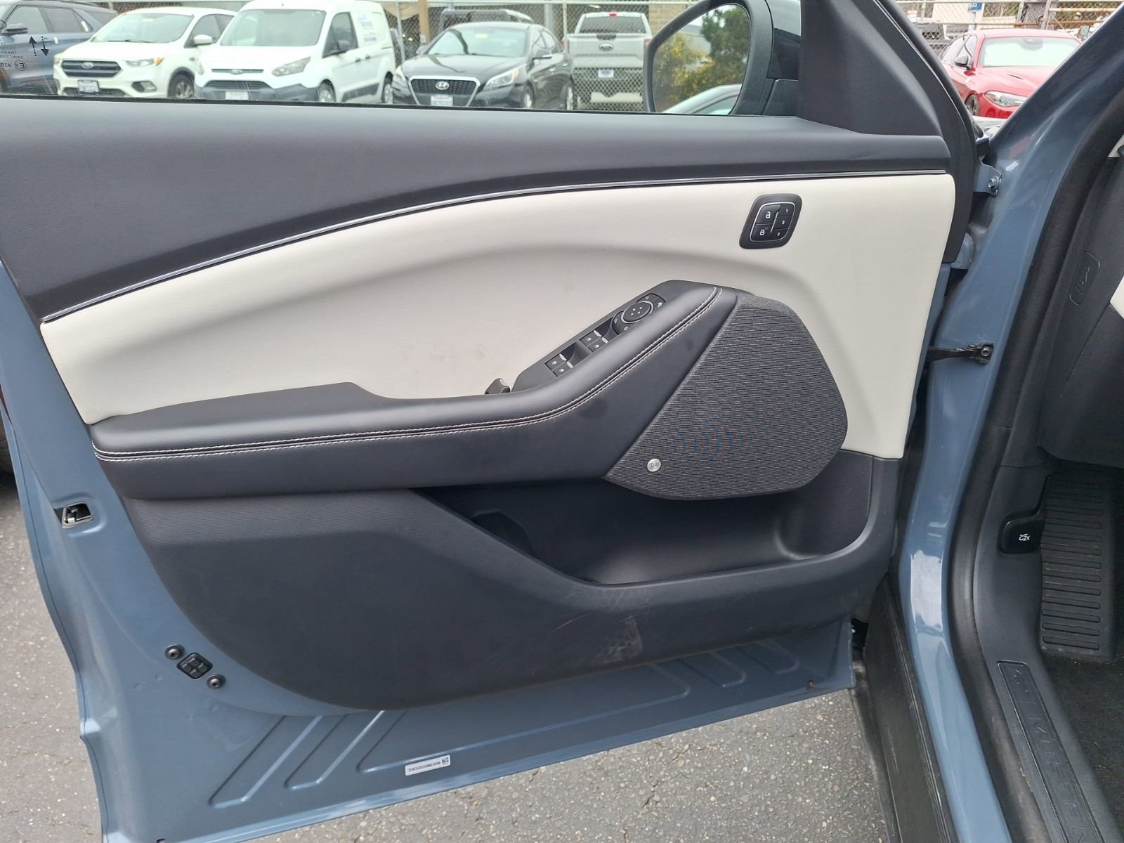 Used 2024 Ford Mustang Mach-E Premium image 11