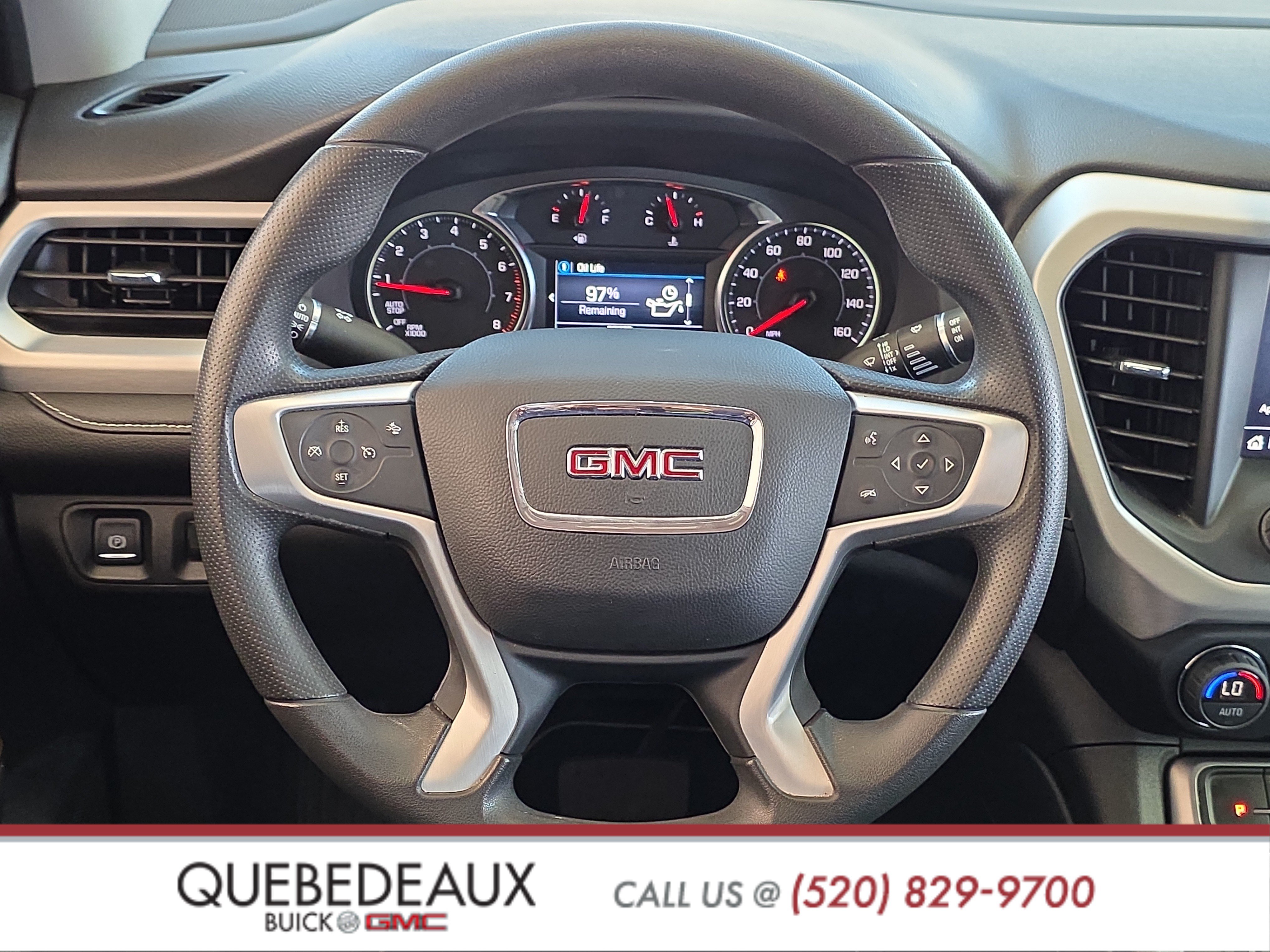 Used 2022 GMC Acadia SLE w/ Driver Convenience Package FWD image 11
