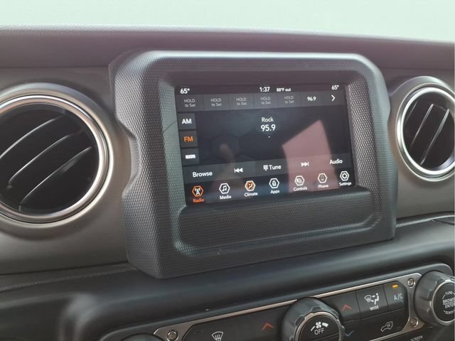 Used 2021 Jeep Wrangler Rubicon w/ LED Lighting Group AWD/4WD image 26