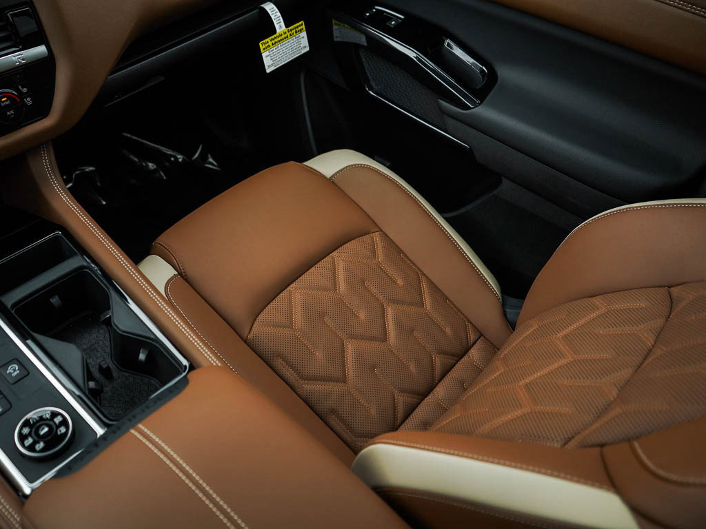 New 2026 Nissan Pathfinder Platinum AWD/4WD image 27