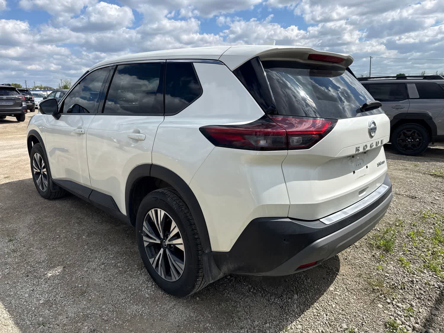 Used 2021 Nissan Rogue SV AWD/4WD video 2