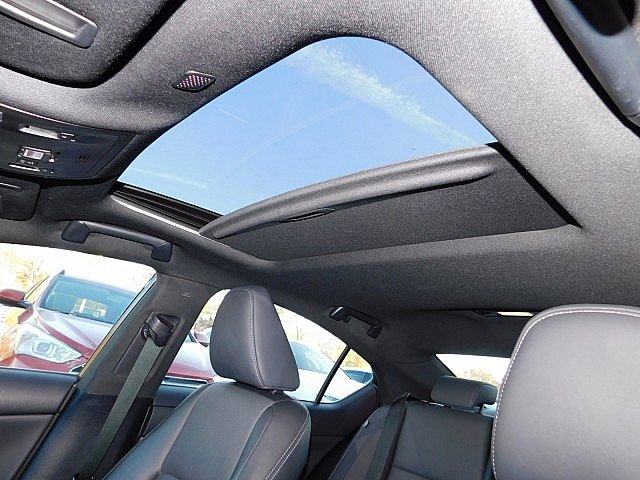 Used 2021 Lexus IS 300 w/ Comfort Package image 17