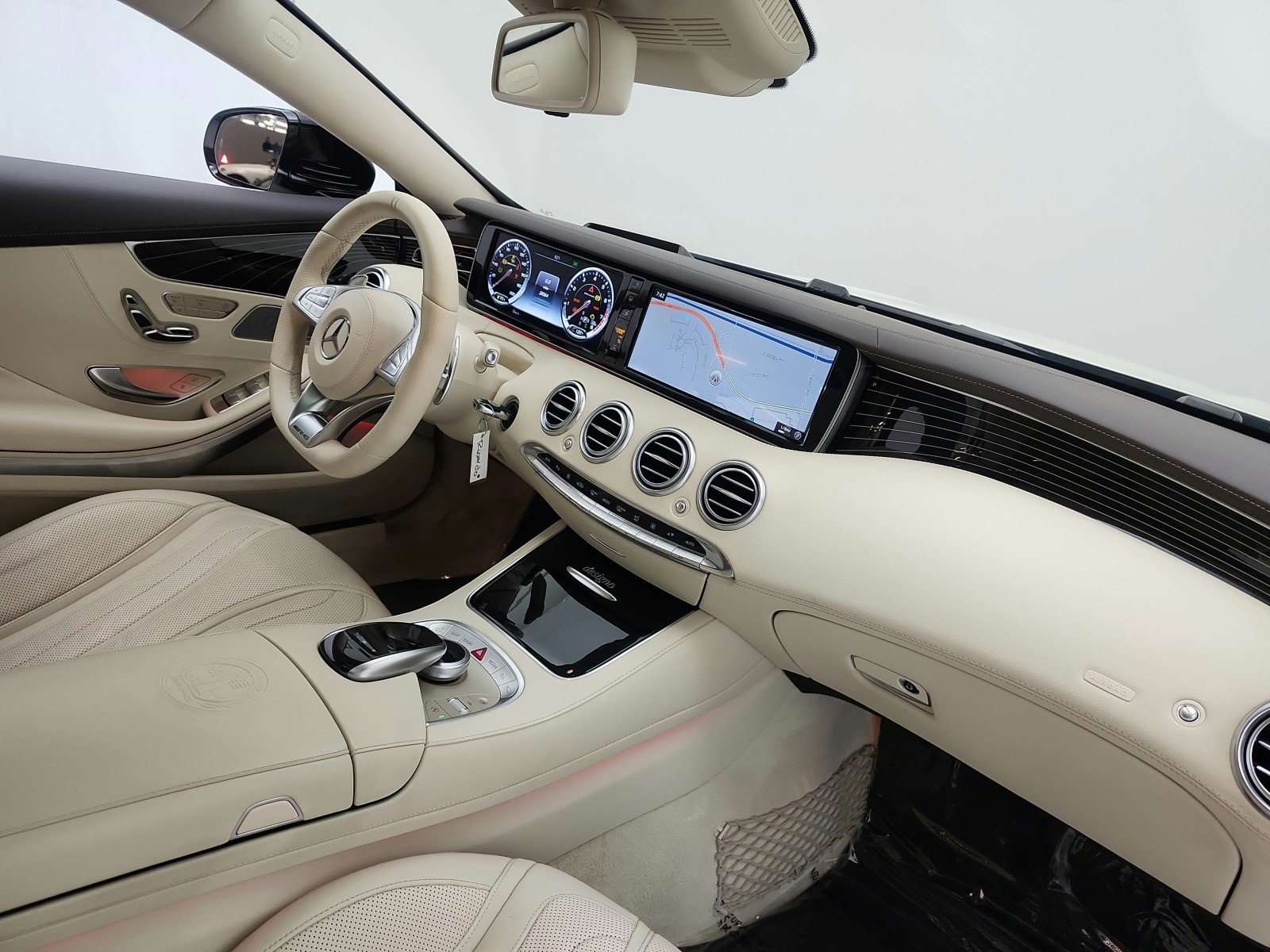 Used 2017 Mercedes-Benz S 63 AMG 4MATIC Coupe image 19