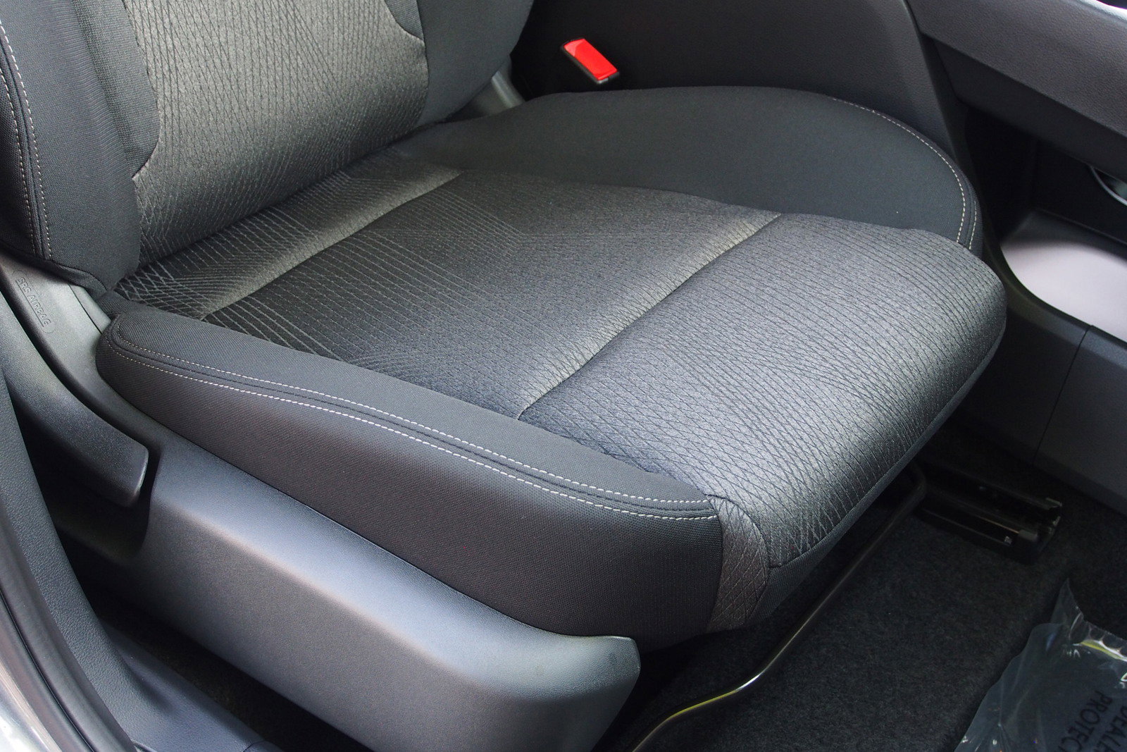 Used 2026 Nissan Rogue SV FWD image 12
