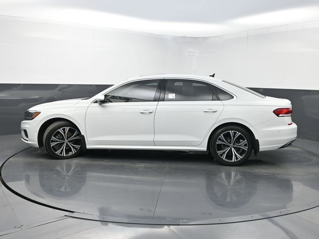 Used 2020 Volkswagen Passat 2.0T SEL image 41