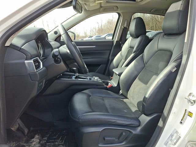 Used 2019 MAZDA CX-5 Touring image 17