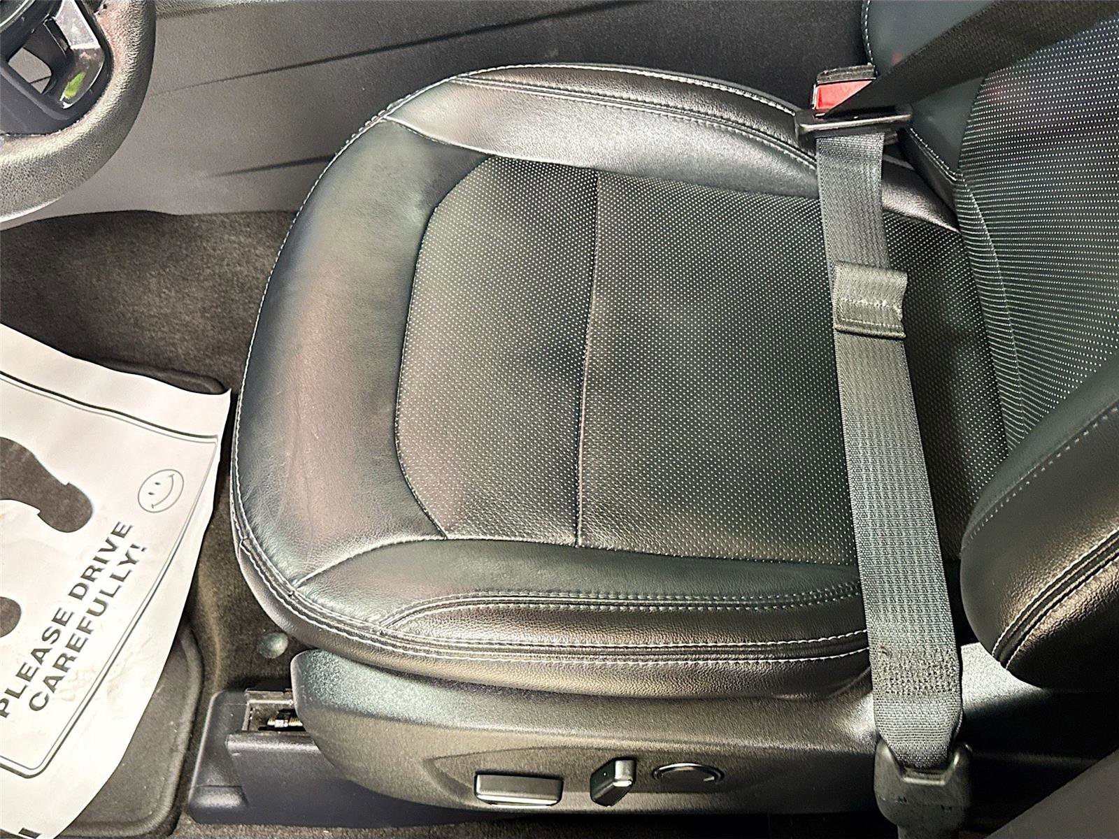 Used 2017 Ford Explorer Limited FWD image 19