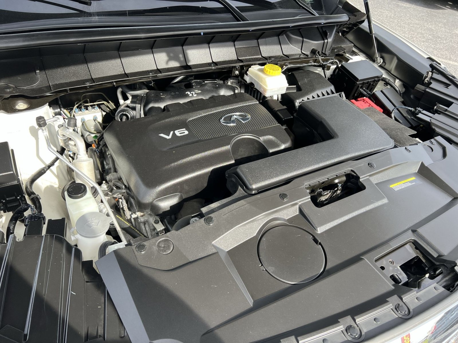Used 2023 INFINITI QX60 Luxe w/ Cargo Package AWD/4WD image 29