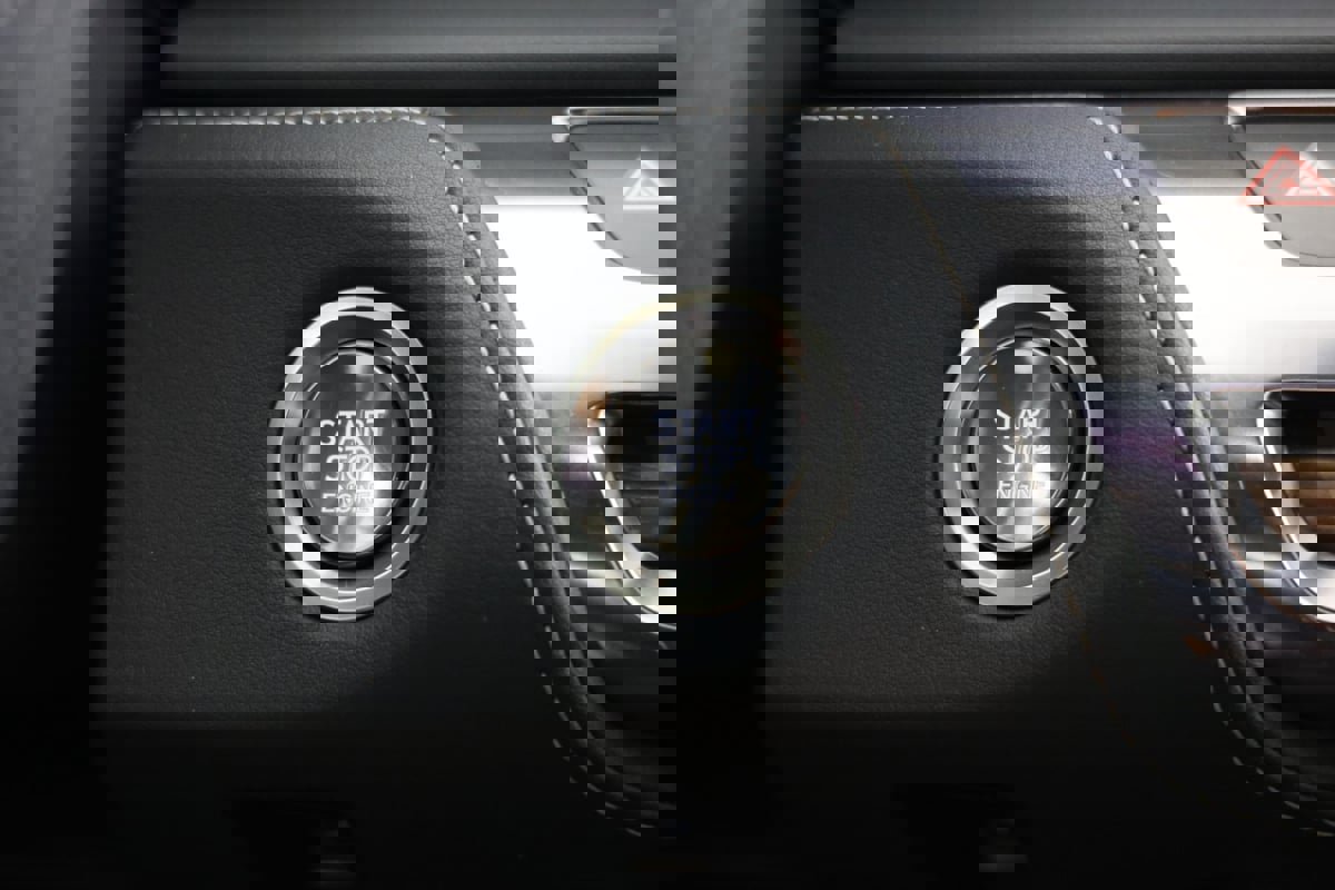 Used 2022 Lexus LC 500 Coupe w/ Performance Package RWD image 18