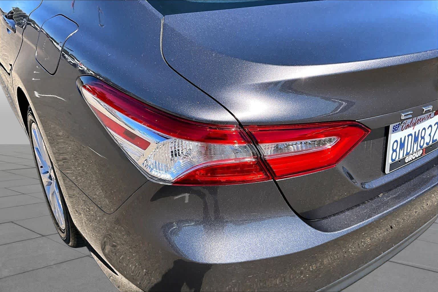 Used 2019 Toyota Camry LE FWD image 28