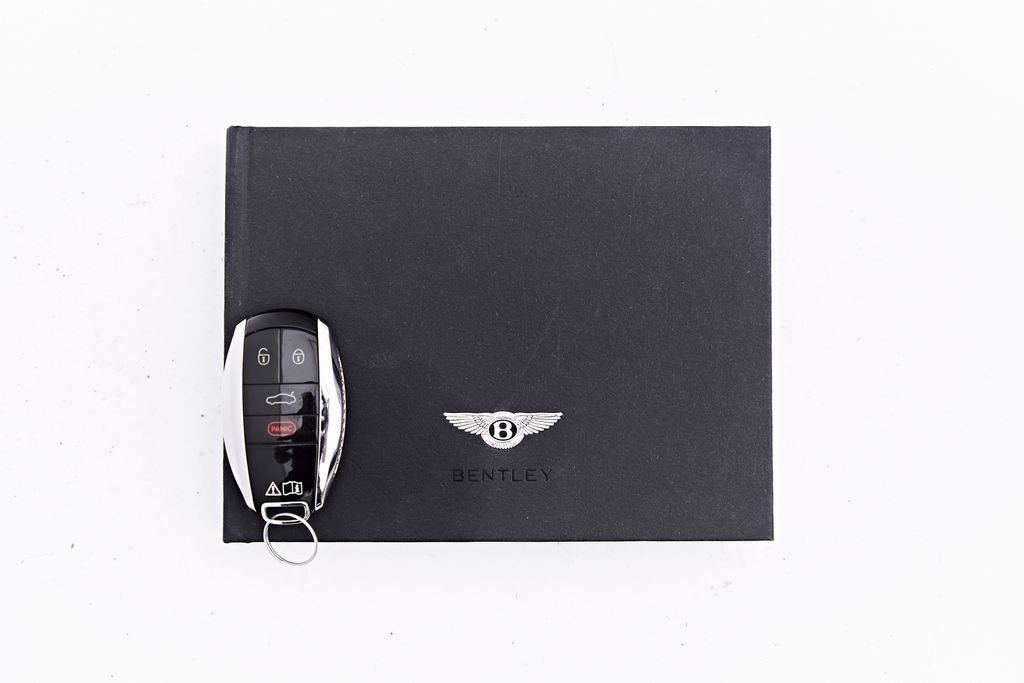 Used 2022 Bentley Flying Spur V8 AWD/4WD image 95