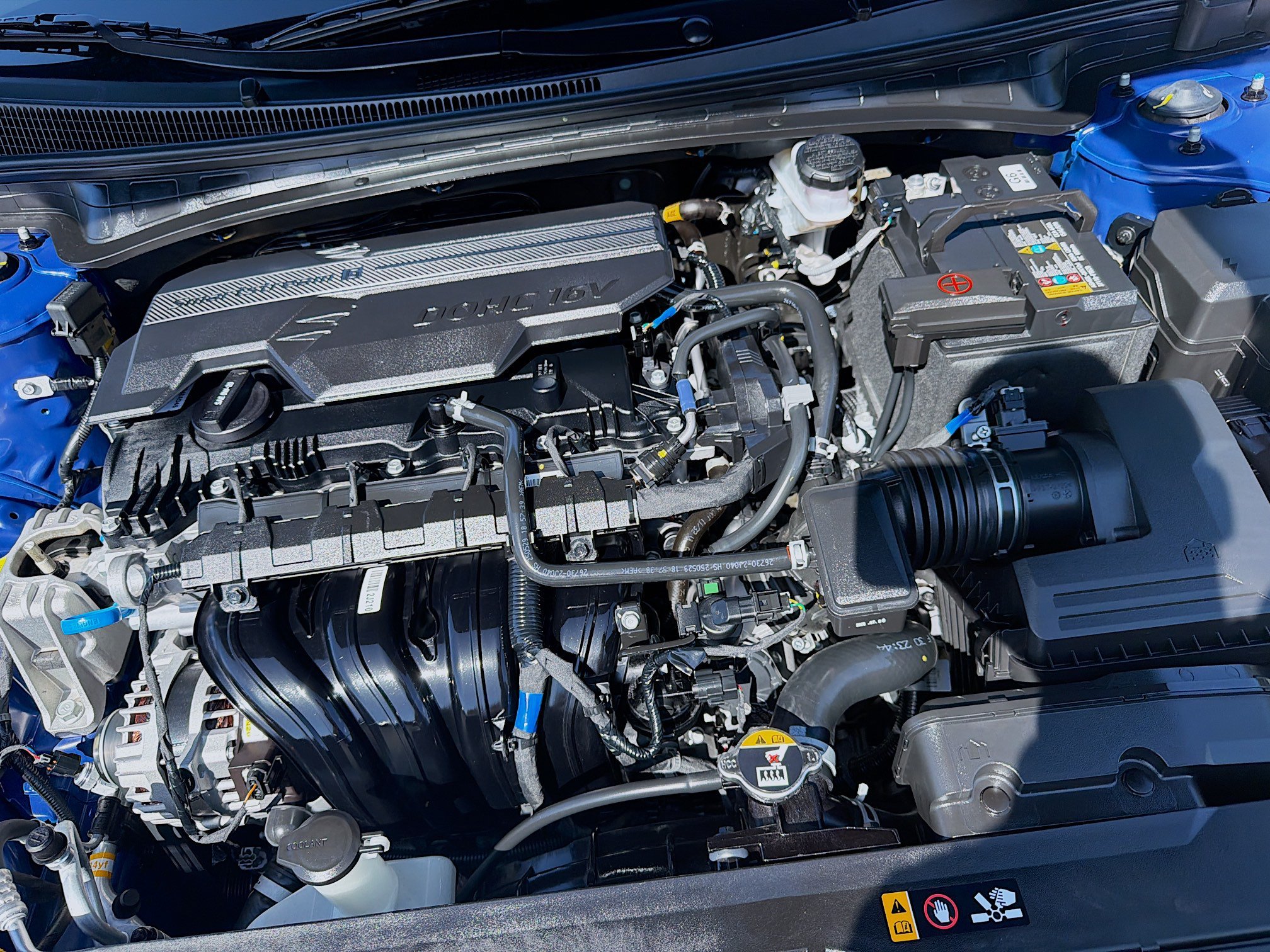 Used 2025 Hyundai Elantra Sport FWD image 32