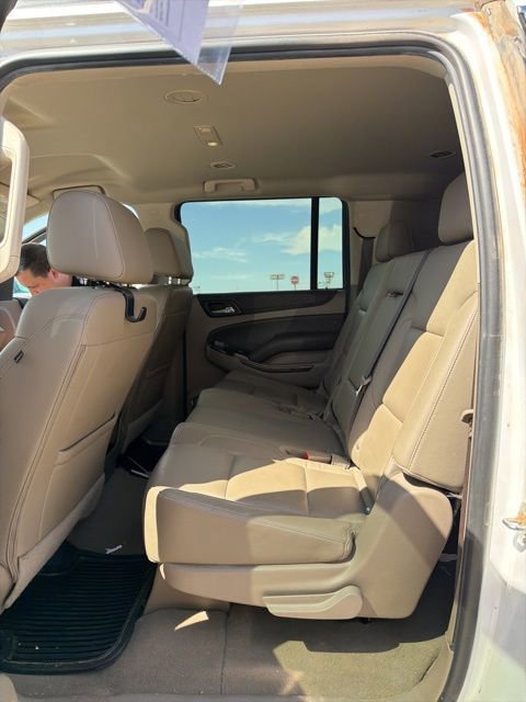 Used 2019 Chevrolet Suburban LT image 10