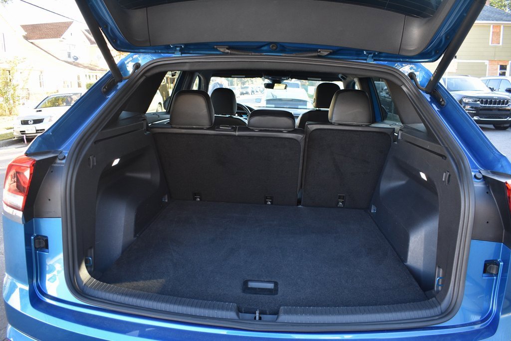 Used 2024 Volkswagen Atlas Cross Sport SE image 34