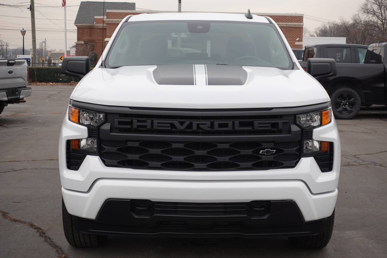 Used 2023 Chevrolet Silverado 1500 Custom w/ Rally Edition image 5