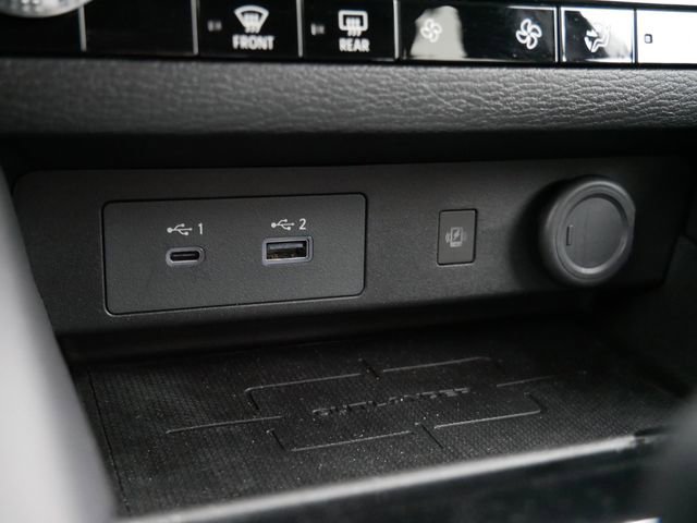 Used 2024 Mitsubishi Outlander SE image 24