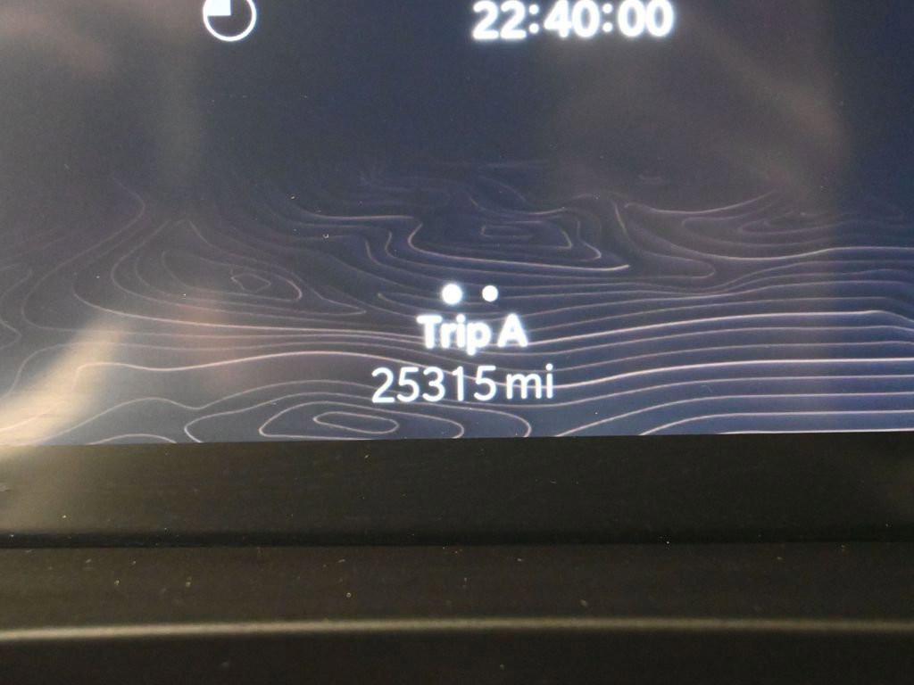 Used 2023 Jeep Grand Cherokee Altitude image 37