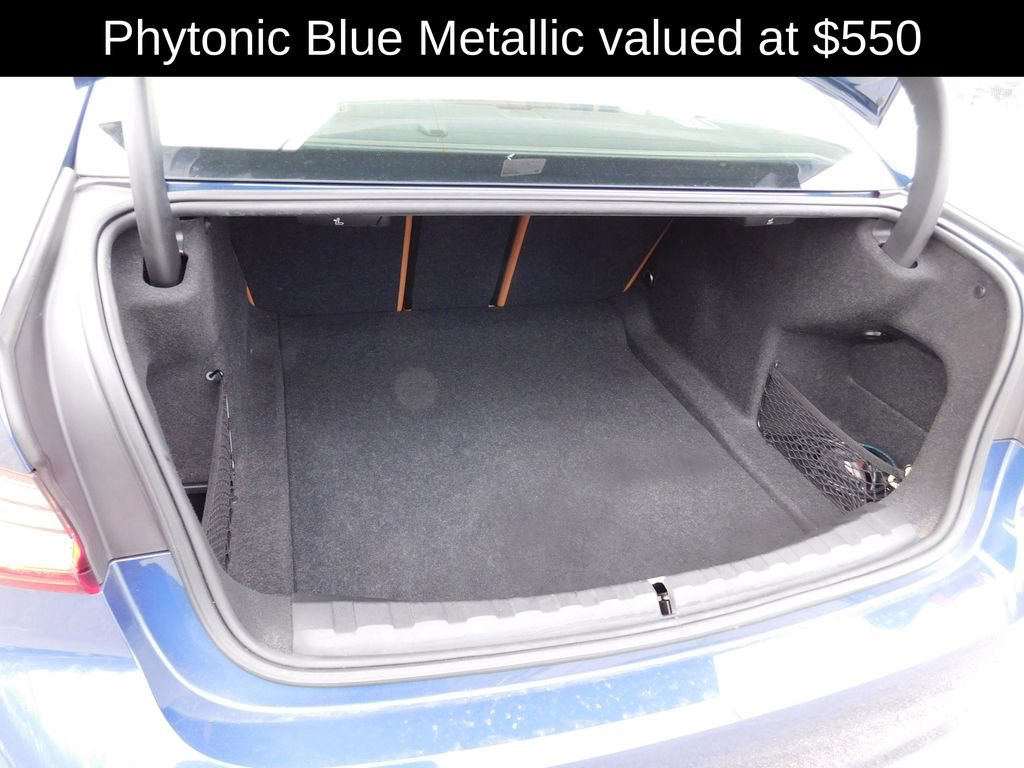 Used 2022 BMW 330i xDrive Sedan w/ Premium Package image 8