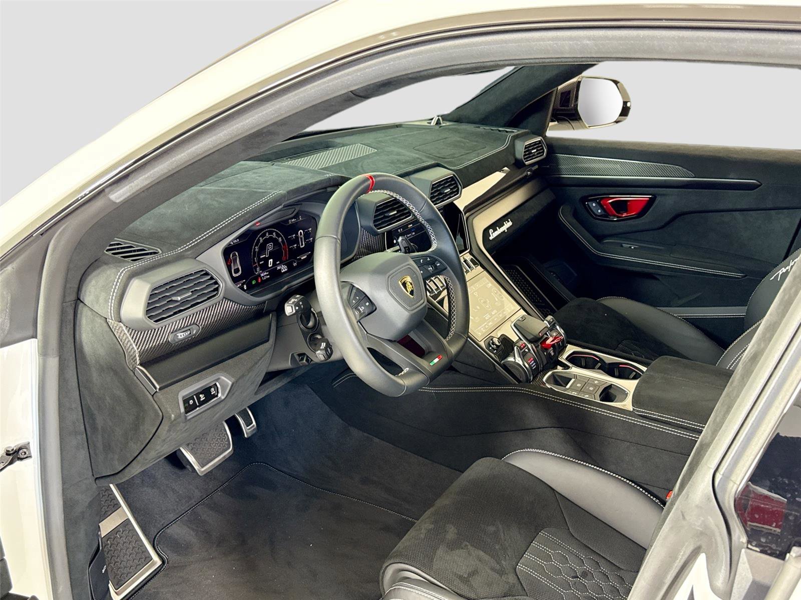 Used 2024 Lamborghini Urus Performante AWD/4WD image 15