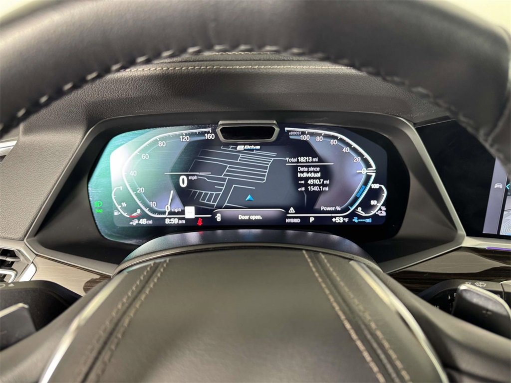 Used 2023 BMW X5 xDrive45e w/ Executive Package image 3