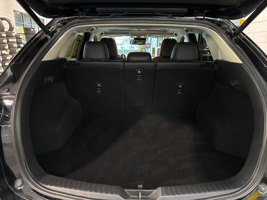 Used 2018 MAZDA CX-5 Touring w/ Preferred Equipment Package AWD/4WD image 15