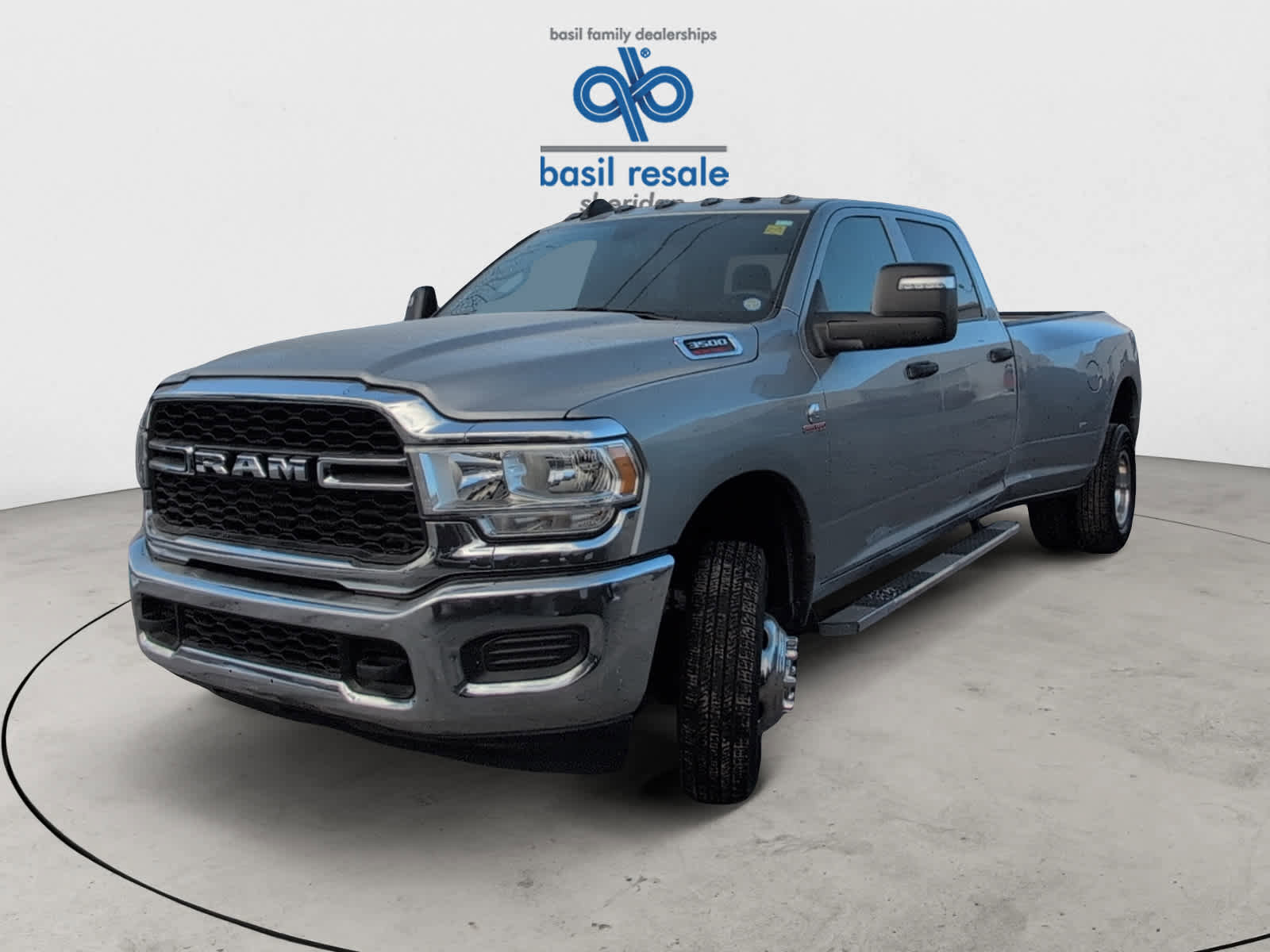 Used 2023 RAM 3500 Tradesman image 3