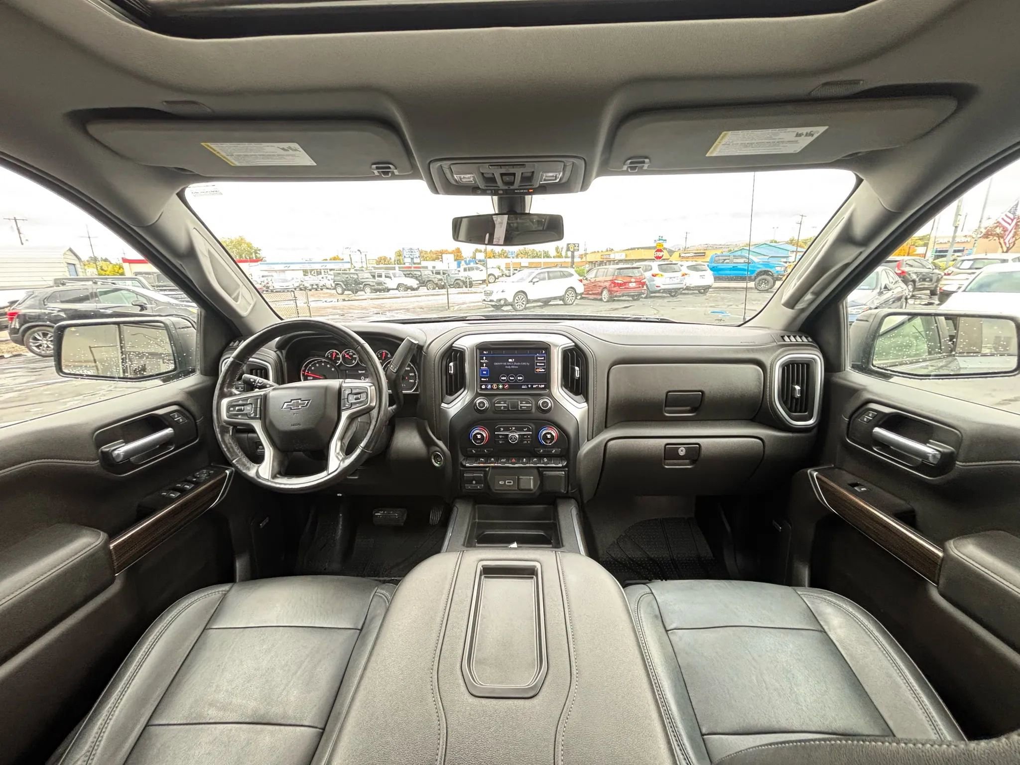 Used 2019 Chevrolet Silverado 1500 LT Trail Boss image 10