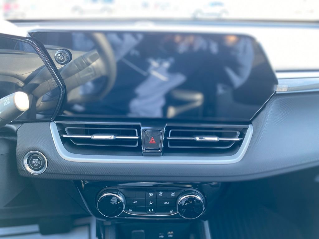 Used 2026 Chevrolet TrailBlazer LT w/ LT Cold Weather Package image 25