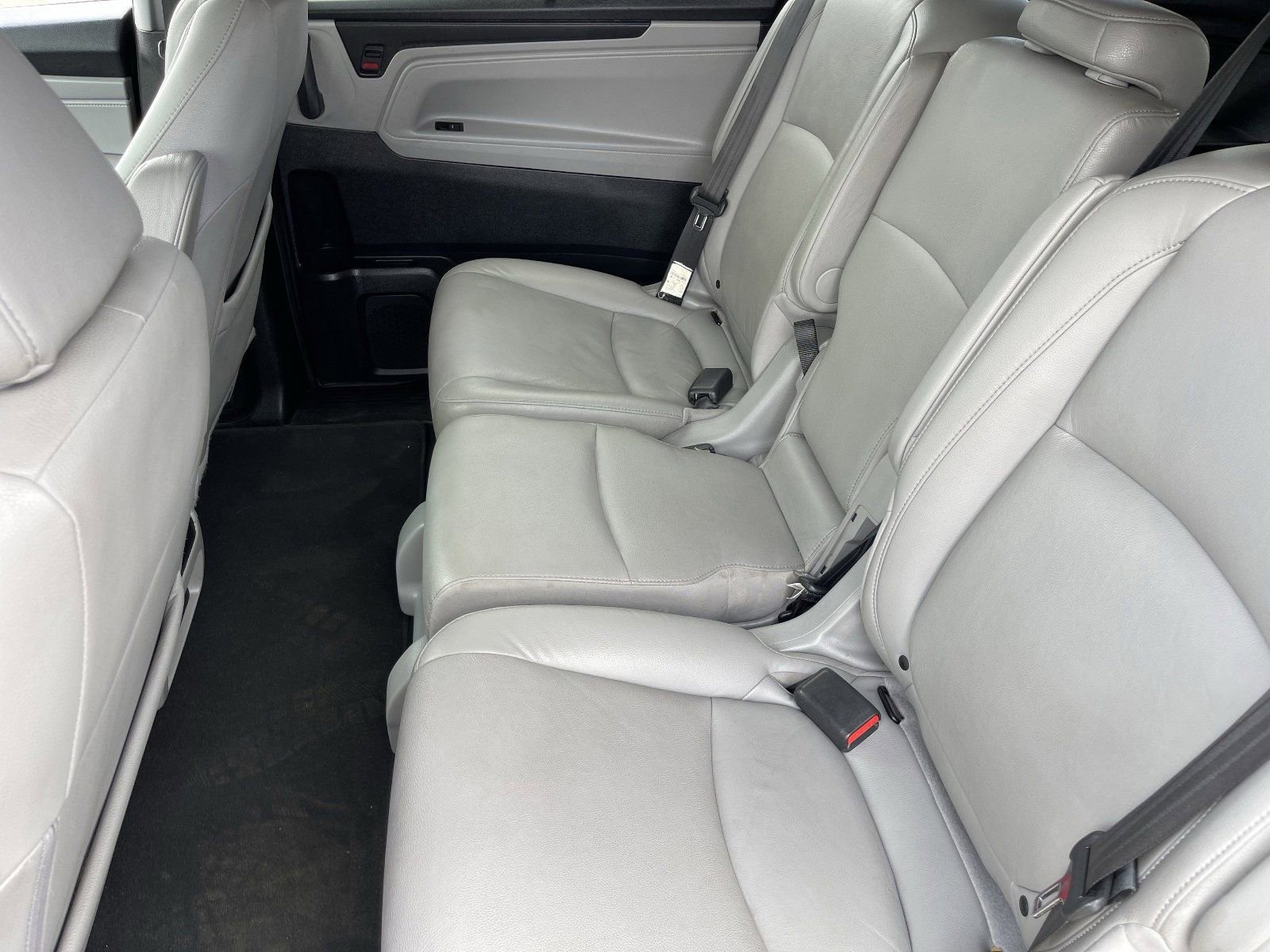 Used 2019 Honda Odyssey EX-L image 18