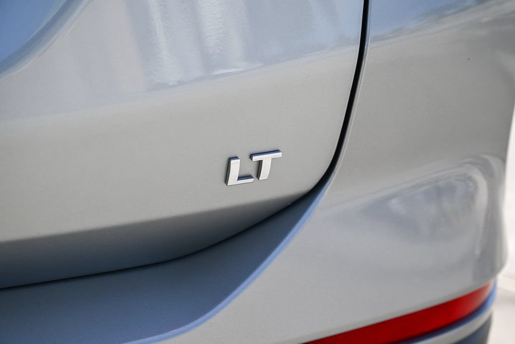 Used 2024 Chevrolet Equinox LT FWD image 14