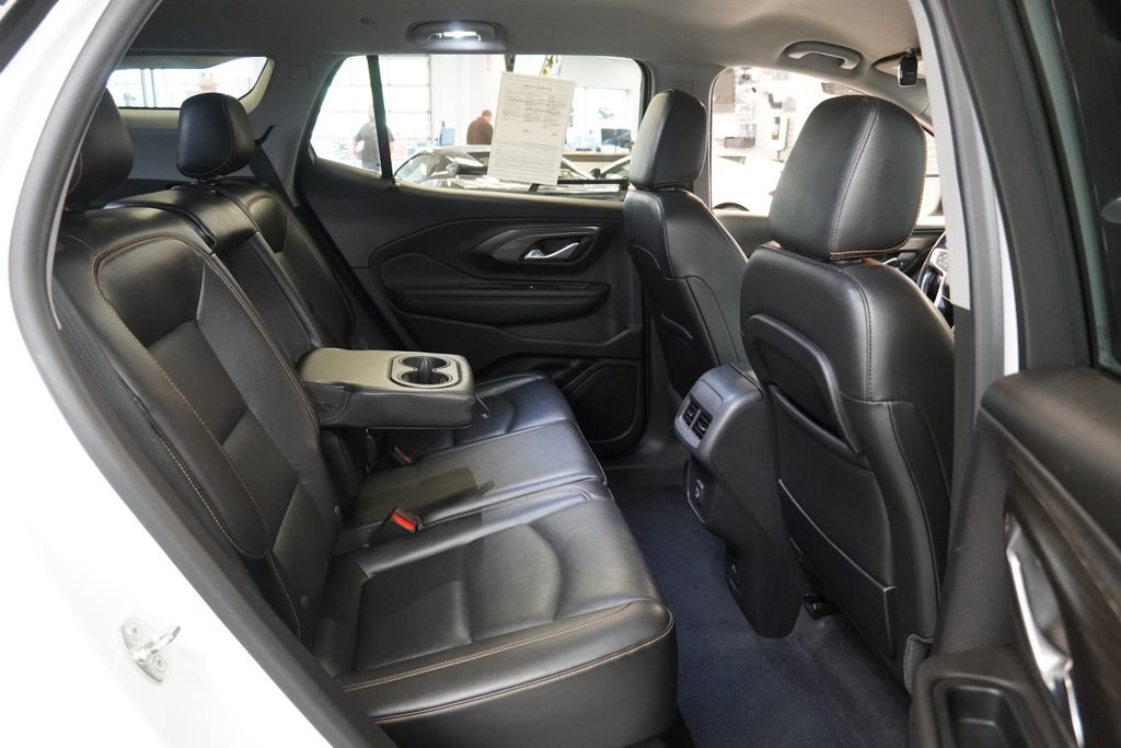 Used 2021 GMC Terrain SLT FWD image 32