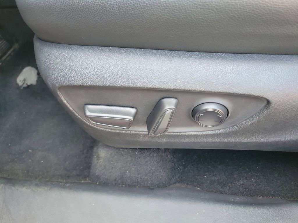 Used 2024 Toyota Grand Highlander XLE image 18