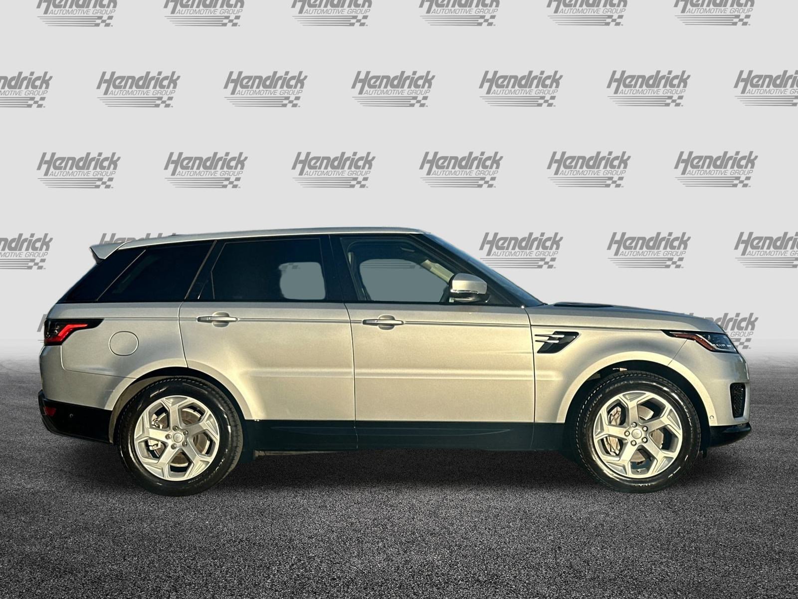 Used 2020 Land Rover Range Rover Sport HSE image 3